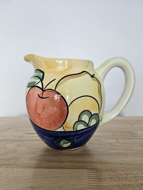 Vintage Bella Alfresco Ceramic 64 Oz Pitcher